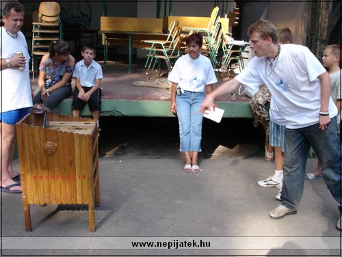 Fotó: Sáfár Lászlóné, www.nepijatek.hu 